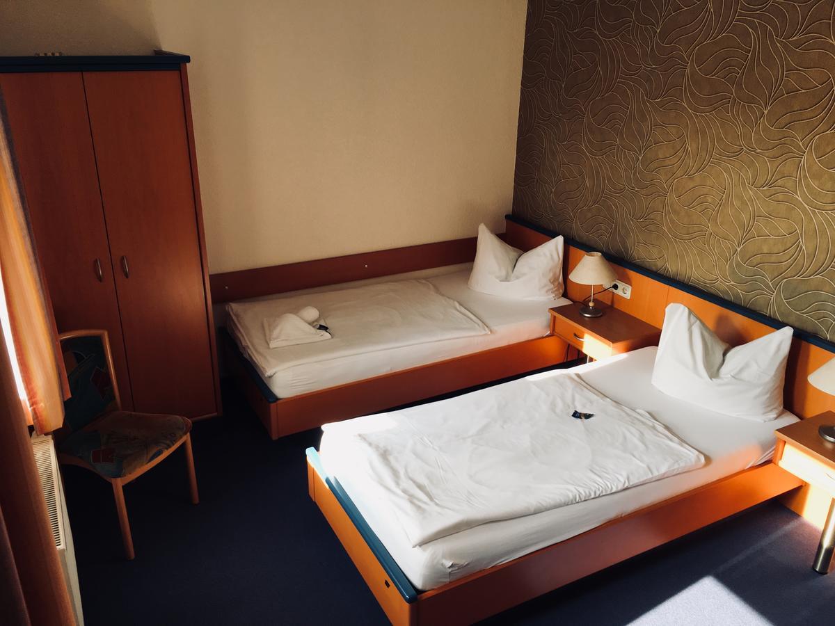 B&S Hotel Am Bachhaus Eisenach Bagian luar foto